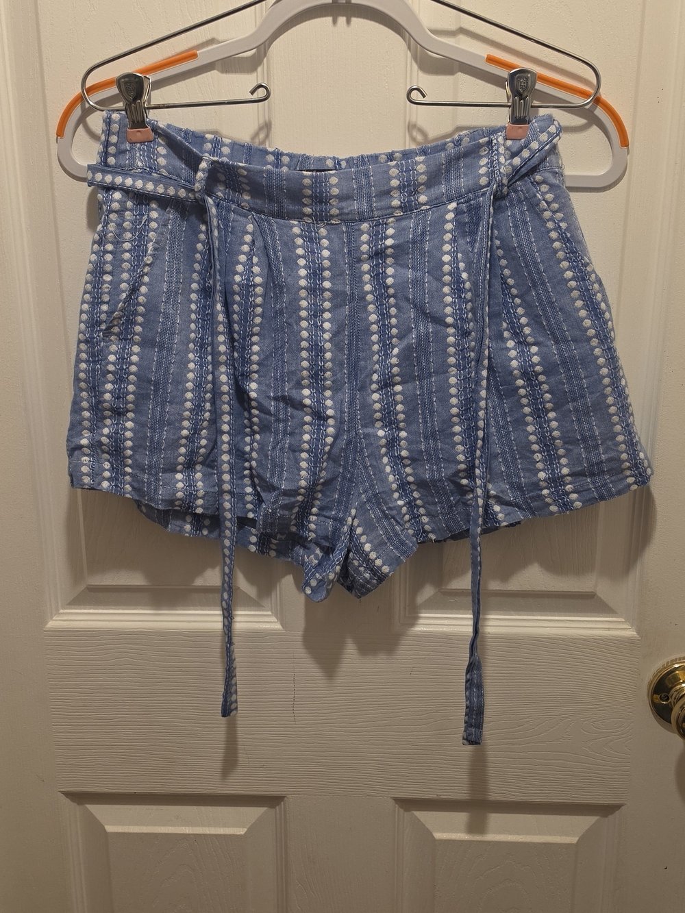 Forever 21 Light Blue Patterned Tie-Waist High-Rise Shorts